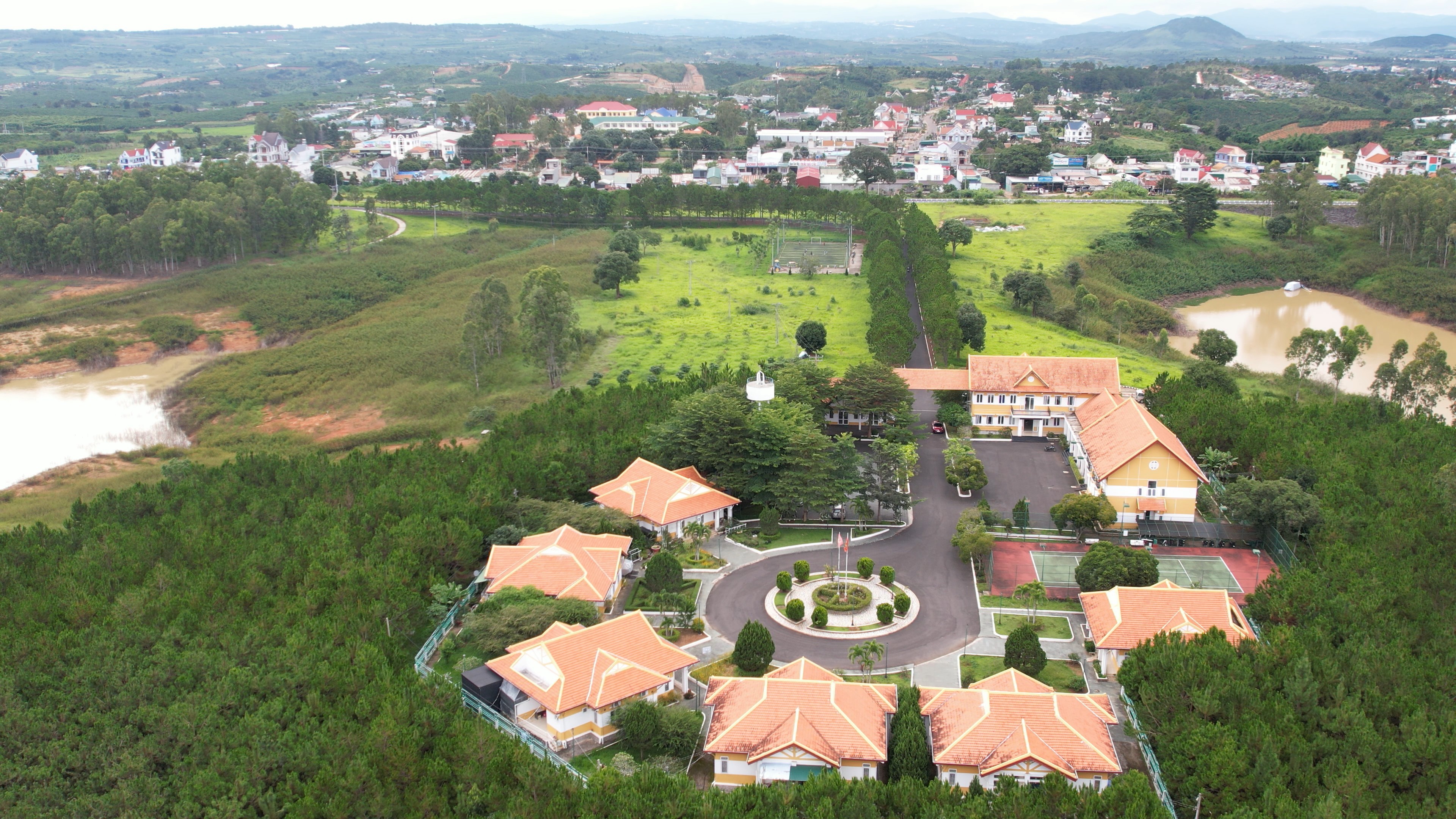 CÔNG TY THỦY ĐIỆN ĐẠI NINH  TIẾP TỤC DUY TRÌ PHONG TRÀO “XANH - SẠCH - ĐẸP - AN TOÀN TẠI NƠI LÀM VIỆC TRONG SẢN XUẤT”