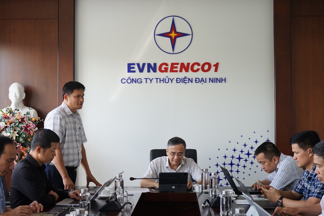 EVN KIỂM TRA CÔNG TÁC QUẢN LÝ AN TOÀN ĐẬP, HỒ CHỨA  TẠI CÔNG TY THỦY ĐIỆN ĐẠI NINH